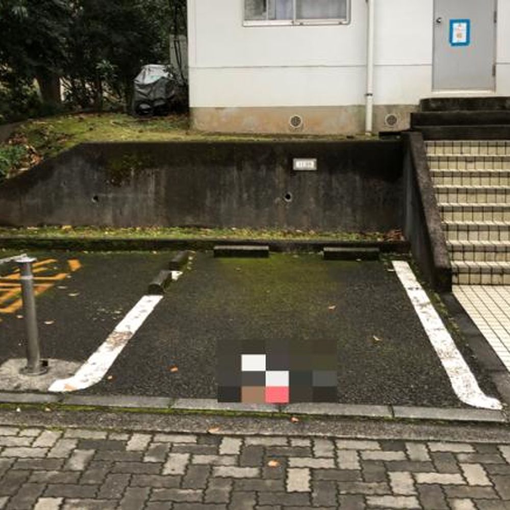 多摩ニュータウンメゾン聖ヶ丘-１駐車場:1