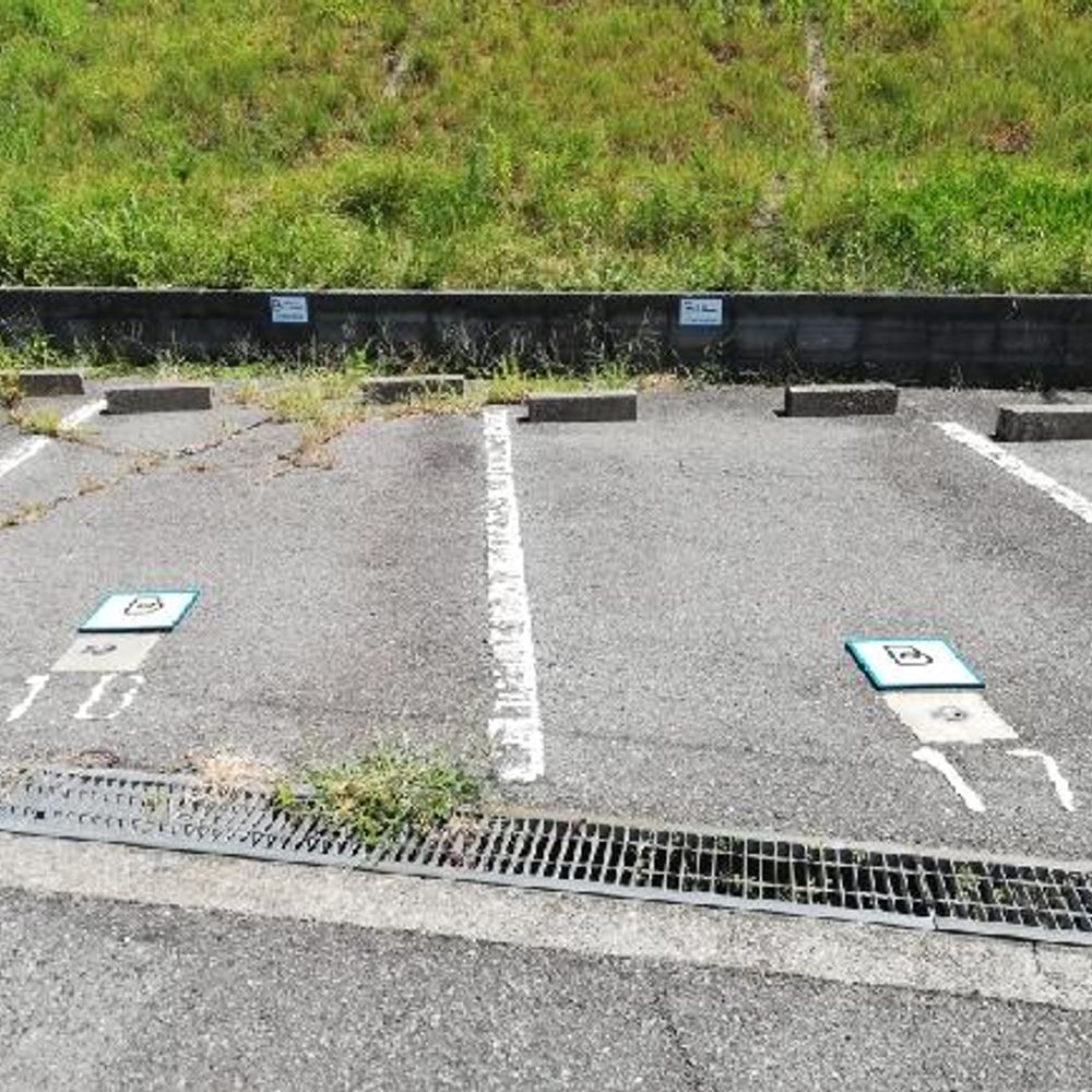 公社明舞北住宅駐車場:1