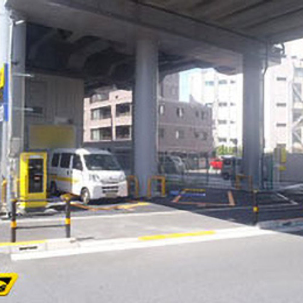 タイムズ 京急蒲田4丁目高架下:0