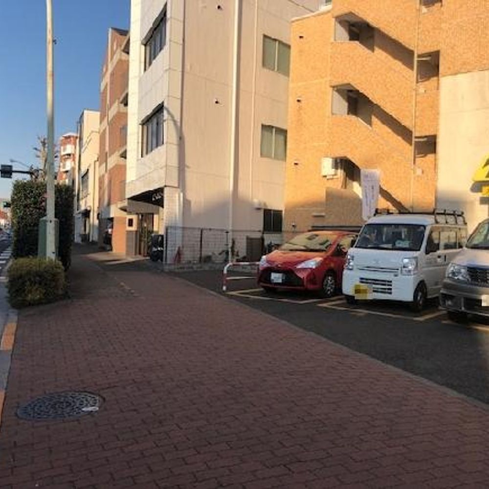 羽根木交差点駐車場:0