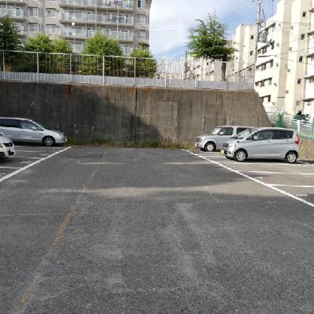 公社白川台住宅駐車場:1