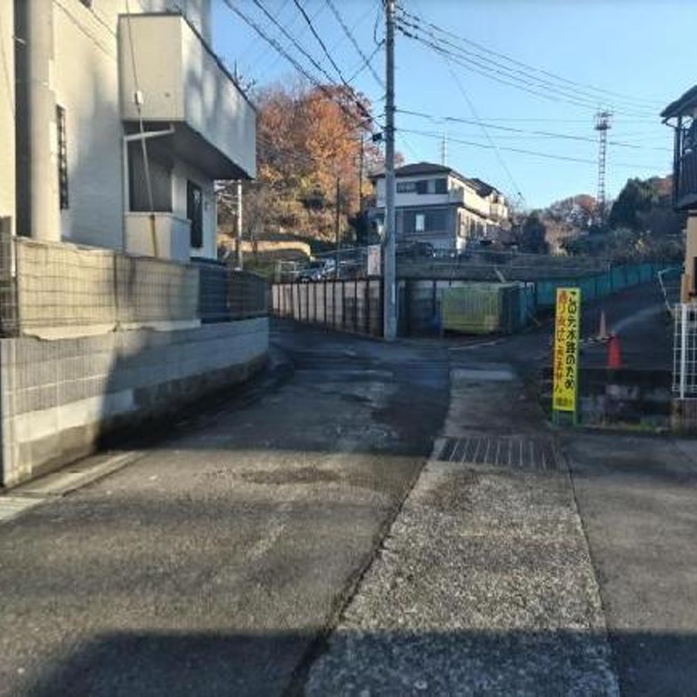 王禅寺ライリッヒ・フーガ駐車場:3