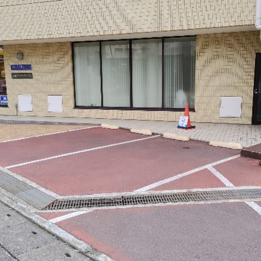 ツインプラザ向ヶ丘B館駐車場:4