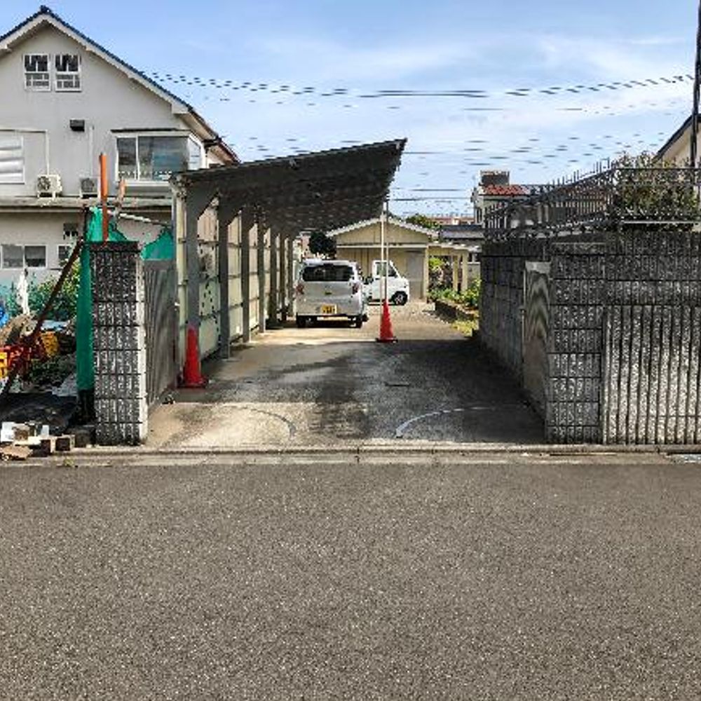 北金目2-7-14駐車場:1