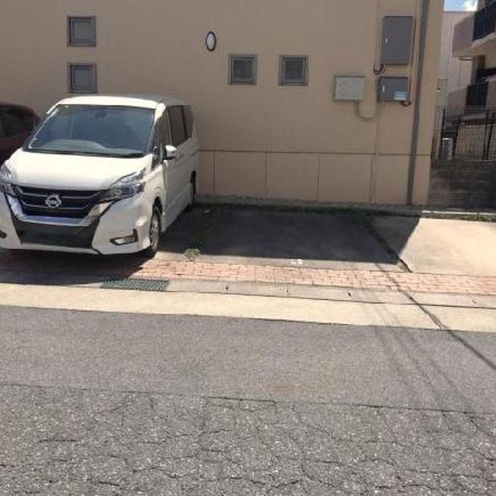 FKパルモ高針台駐車場:3