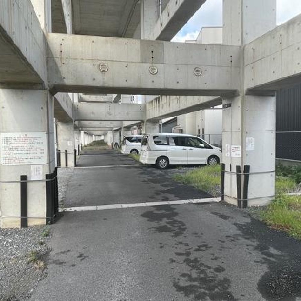 香蘭月極駐車場:0