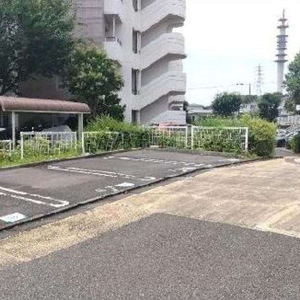 ビューコート仏向団地駐車場:2