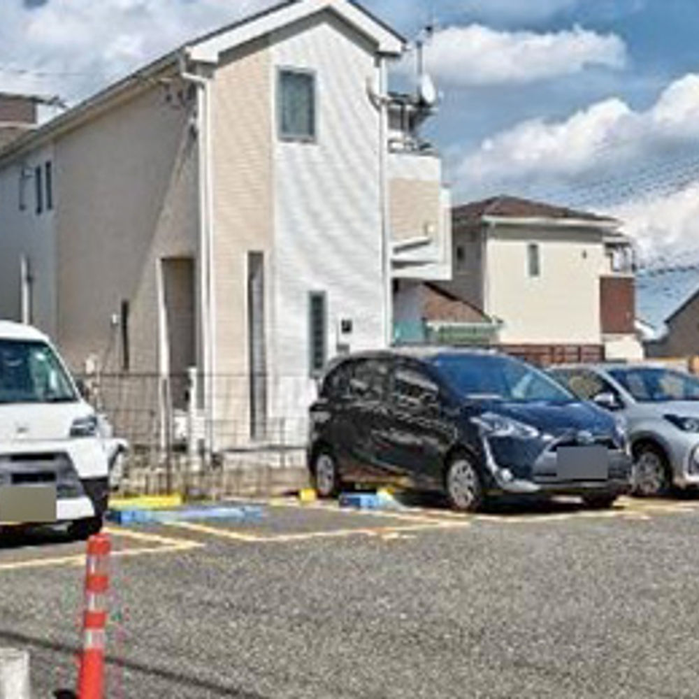 タイムズ 長房団地前:0