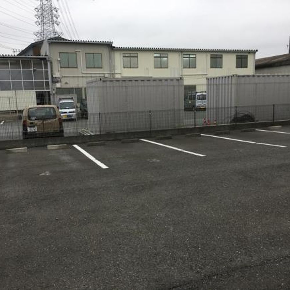 マリーノエル綾瀬A駐車場:0