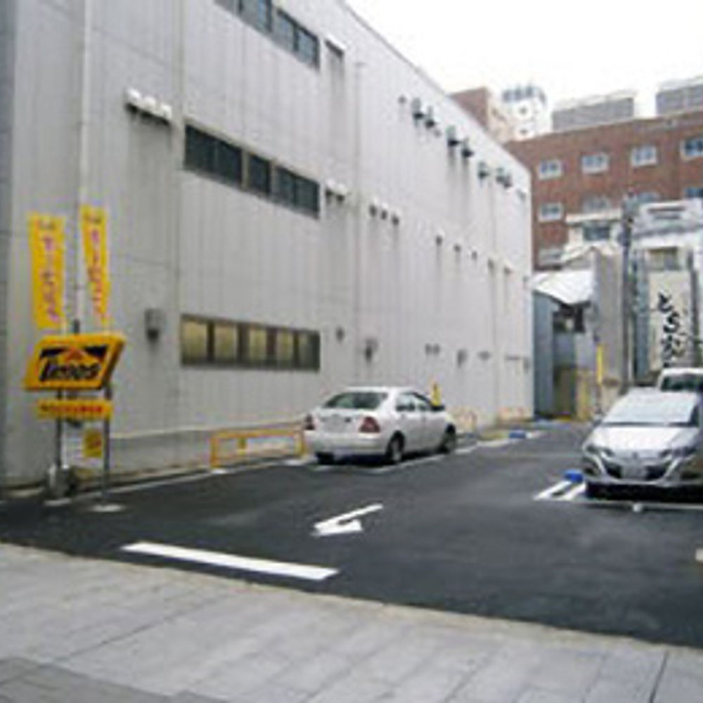 タイムズ 広小路伏見:0