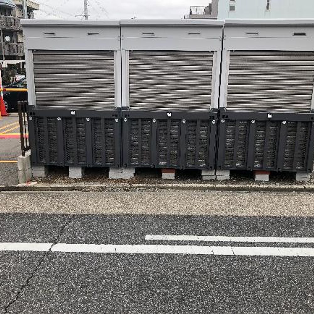 南区新瑞橋バイクガレージ:3