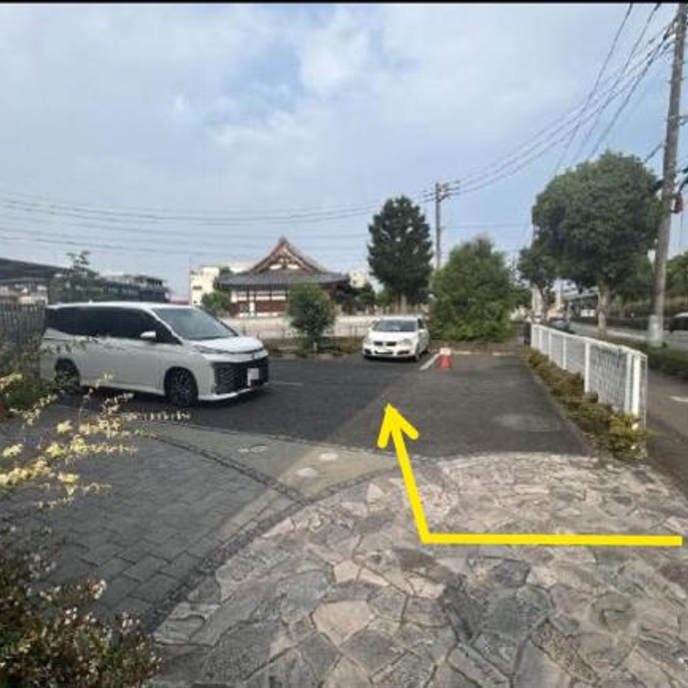 プレジール駐車場:1