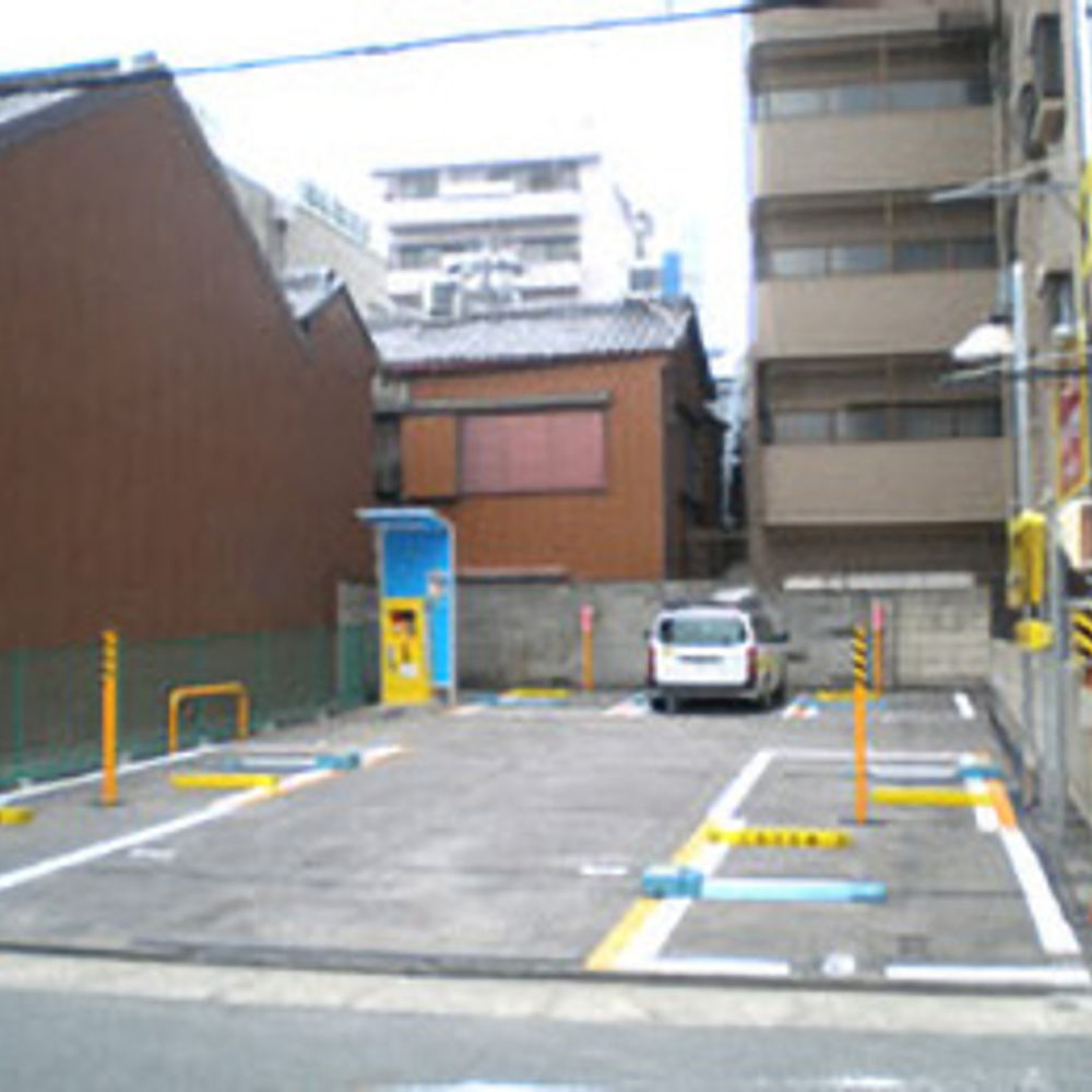 タイムズ 泉3丁目:0