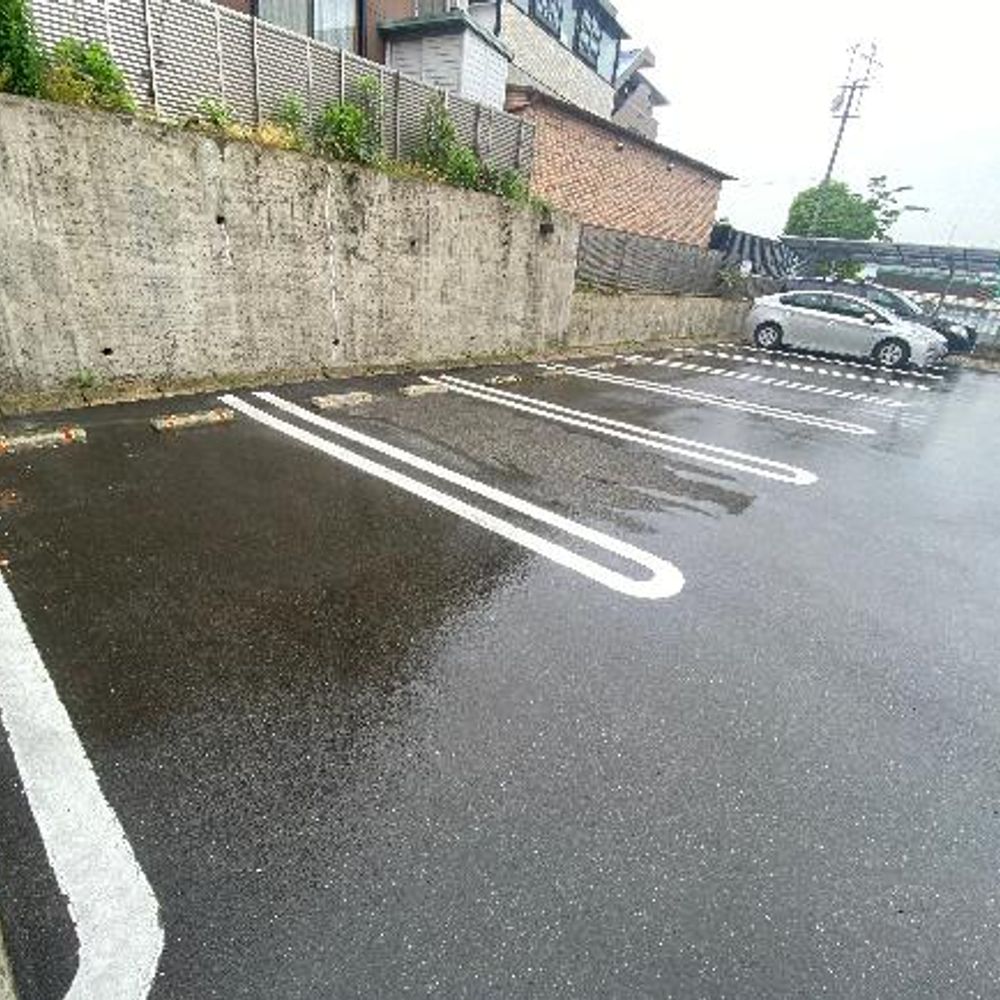 焼山2丁目502プルーフテック駐車場:3