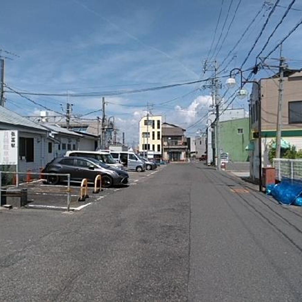 弥富駅月極駐車場:4