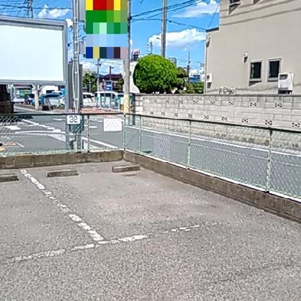 タイムズ草加氷川町第２６駐車場:3