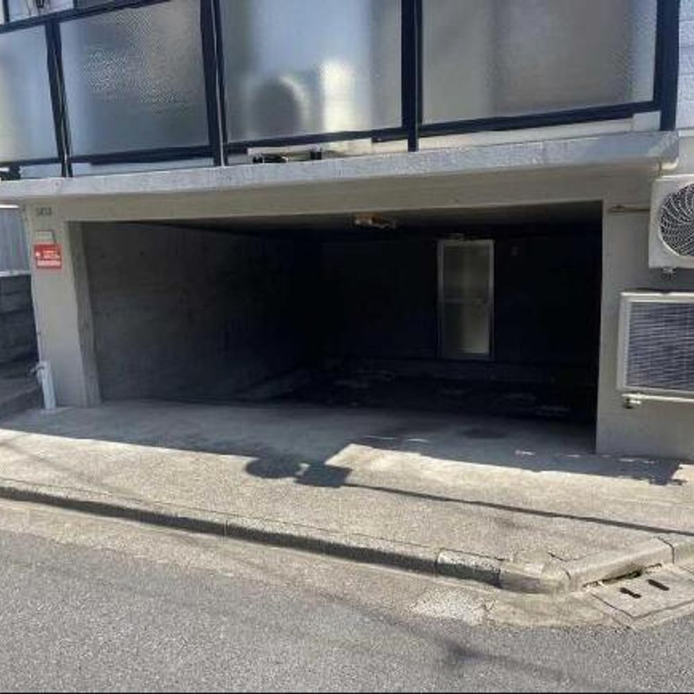 FK関町北2丁目屋根付き駐車場:3
