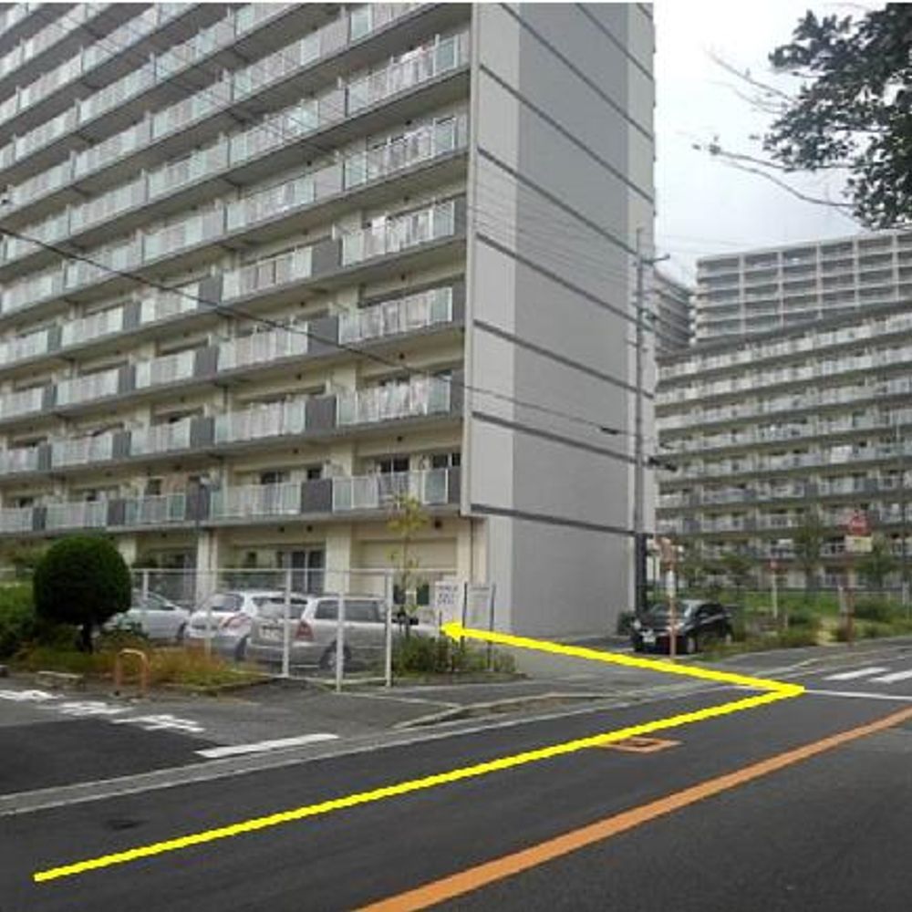 ＯＰＨ新千里南町　1号棟駐車場:4