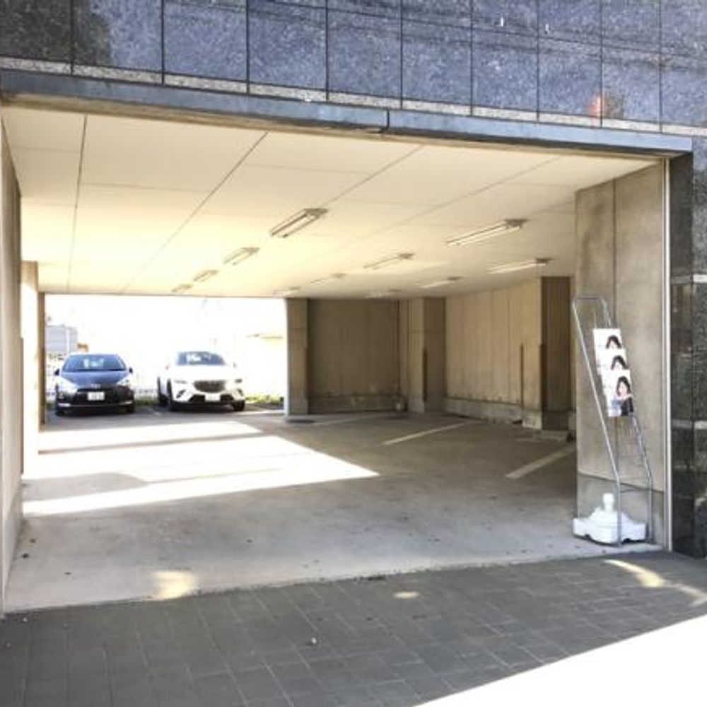 秀英予備校 国府宮駅前校駐車場:3