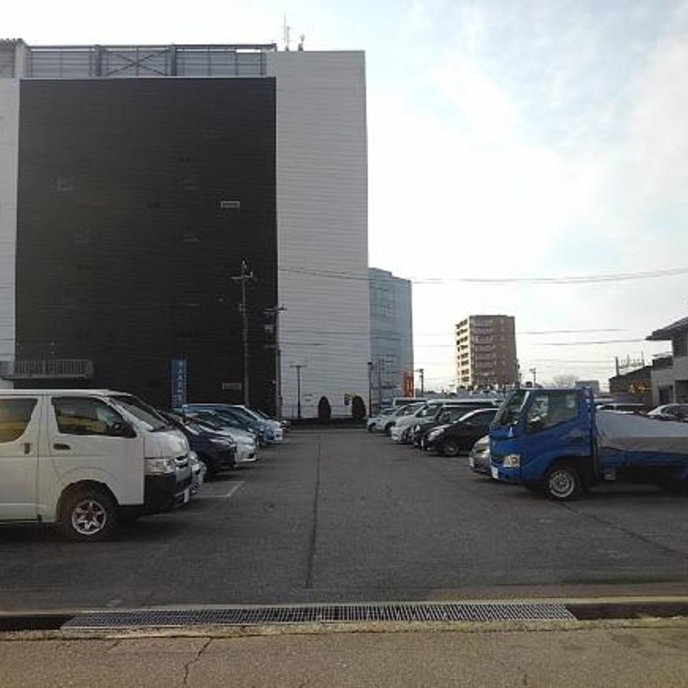 横川町駐車場:2