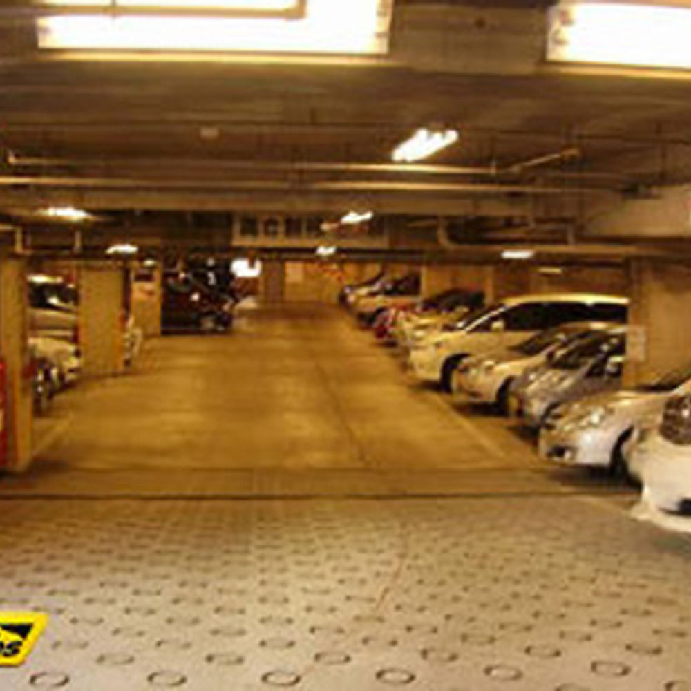 タイムズ サンパレス中川店:0