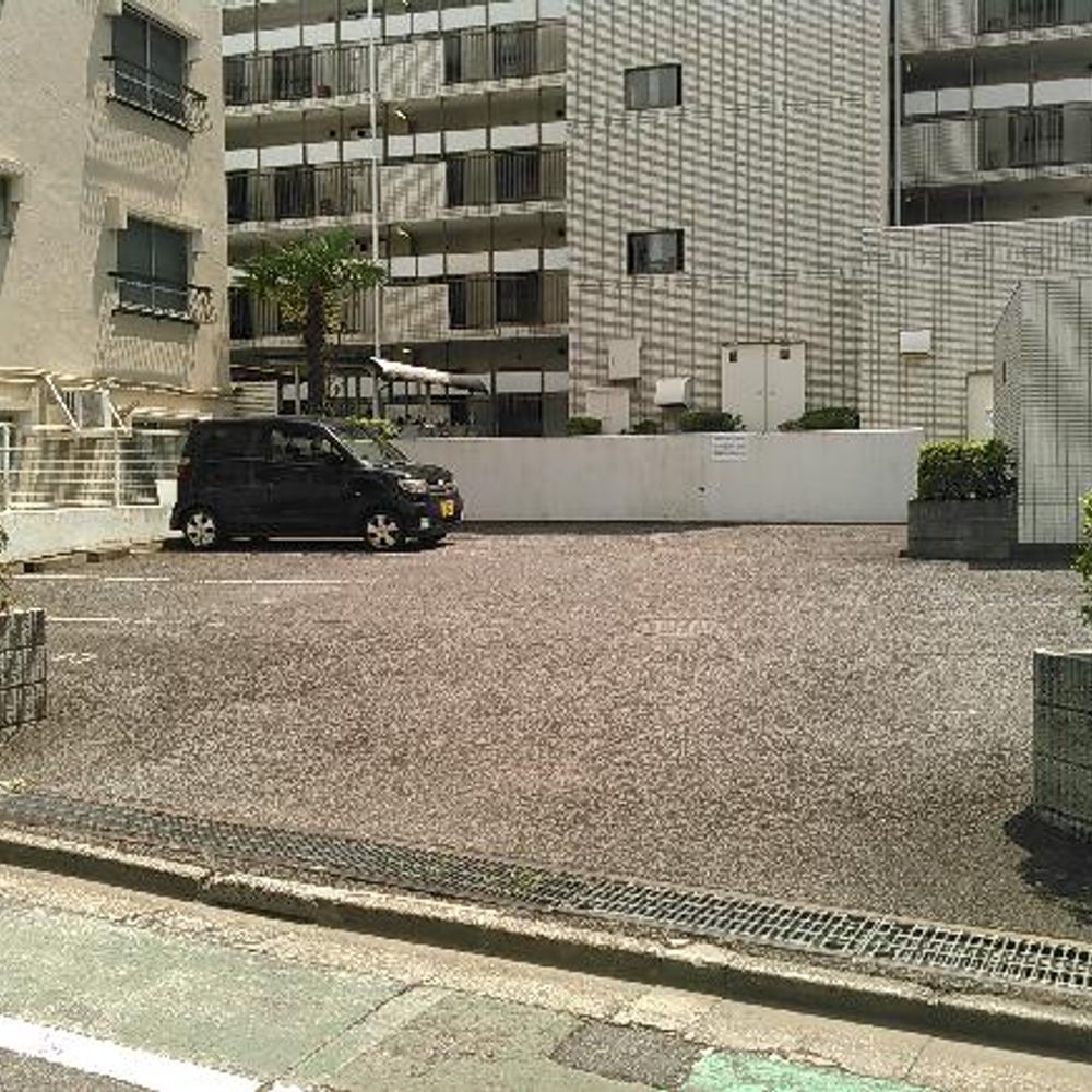 フローラ関富駐車場:2