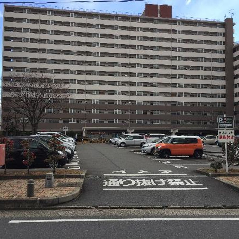 UR都市機構　花表団地駐車場:4