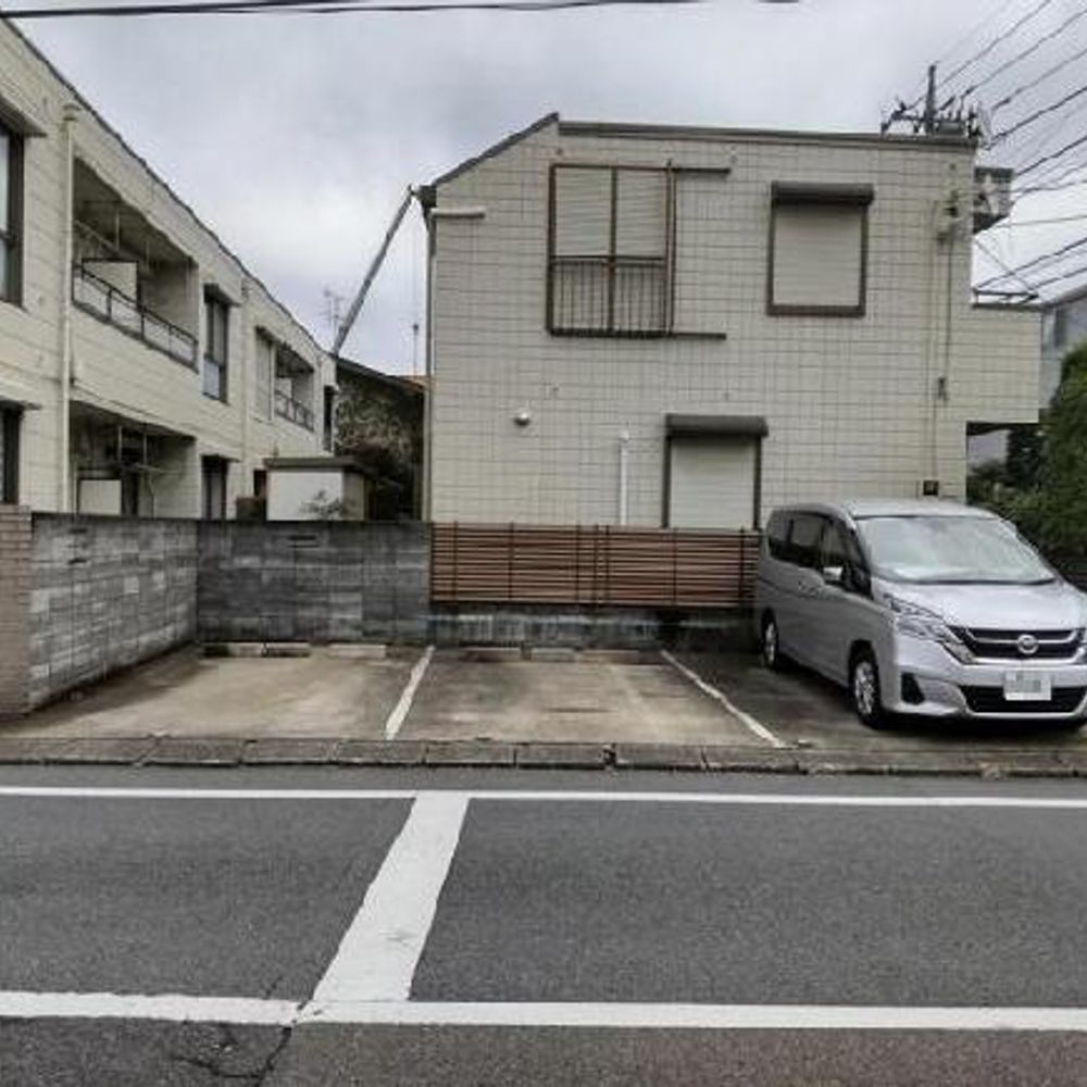 サニーホワイト駐車場:0