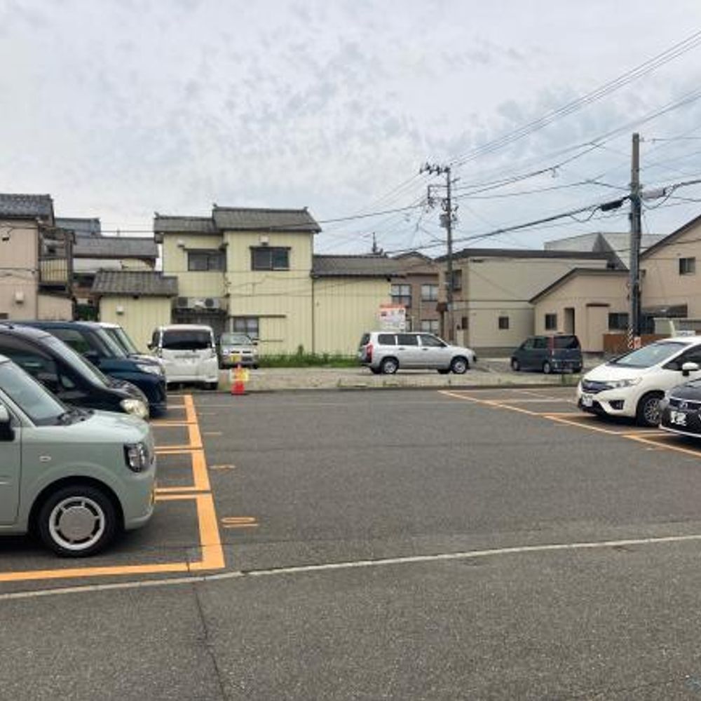 パーキングスペース西堀通１１番町駐車場:2