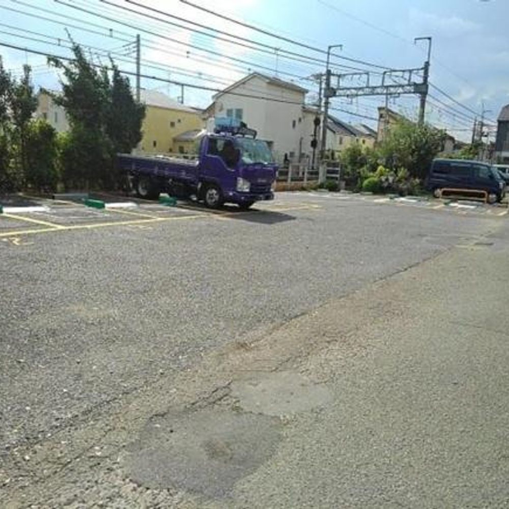 里乃駐車場:3
