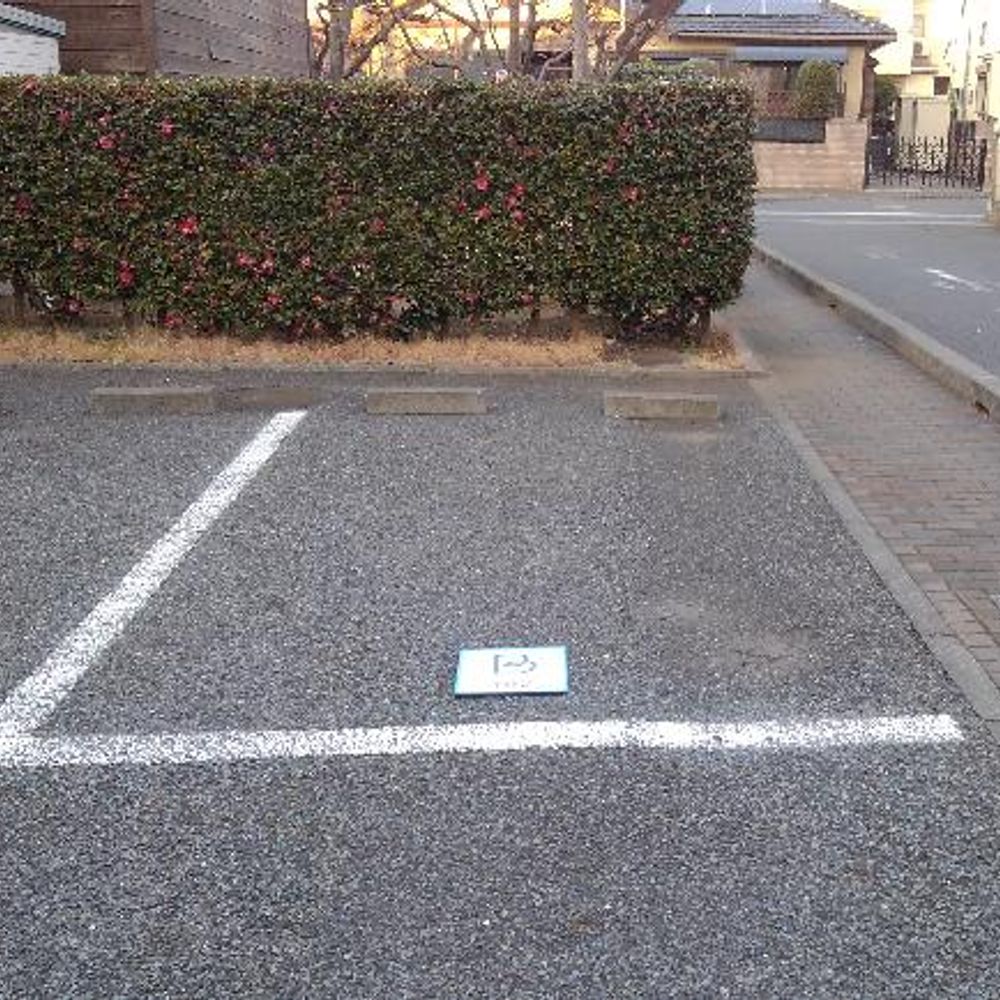 新座四季タウン駐車場:1