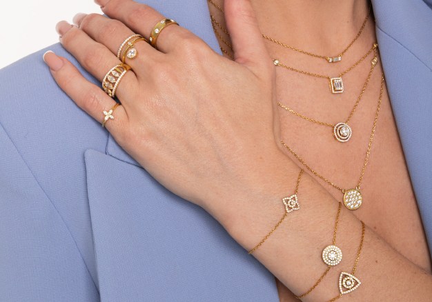 gold jewellery dubai 1 | Varudai | Handcrafted 18K Gold and Natural Diamond Jewelry | Personalized from Dubai