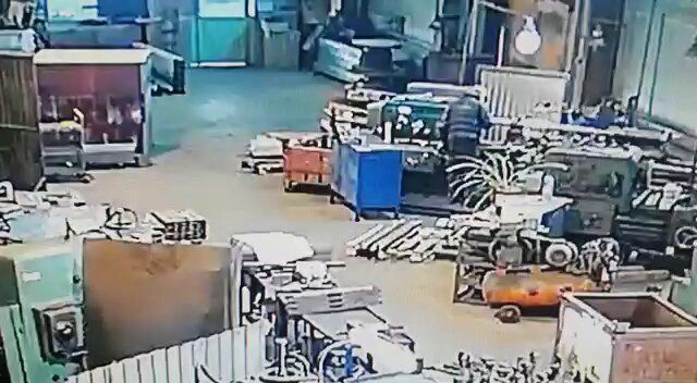 En cuanto al trágico accidente del torno en una fábrica en Rusia.