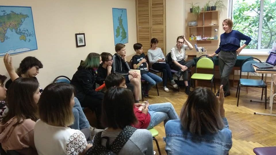Творець косметики