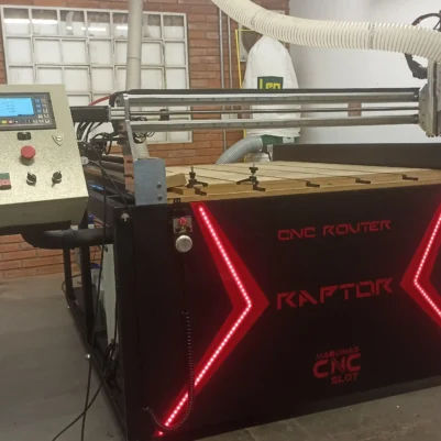 Router CNC 170cm x 120cm – 2.2KW con refrigeración líquida – Pantalla y lector de Pendrive Router CNC 170cm x 120cm – 2.2KW con refrigeración líquida – Pantalla y lector de Pendrive