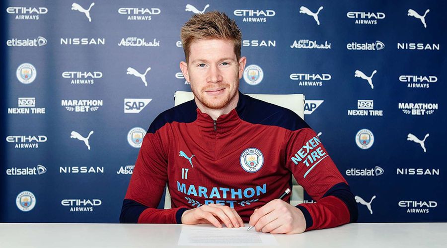 Manchesteru City se podařilo prodloužit smlouvu s klíčovým záložníkem