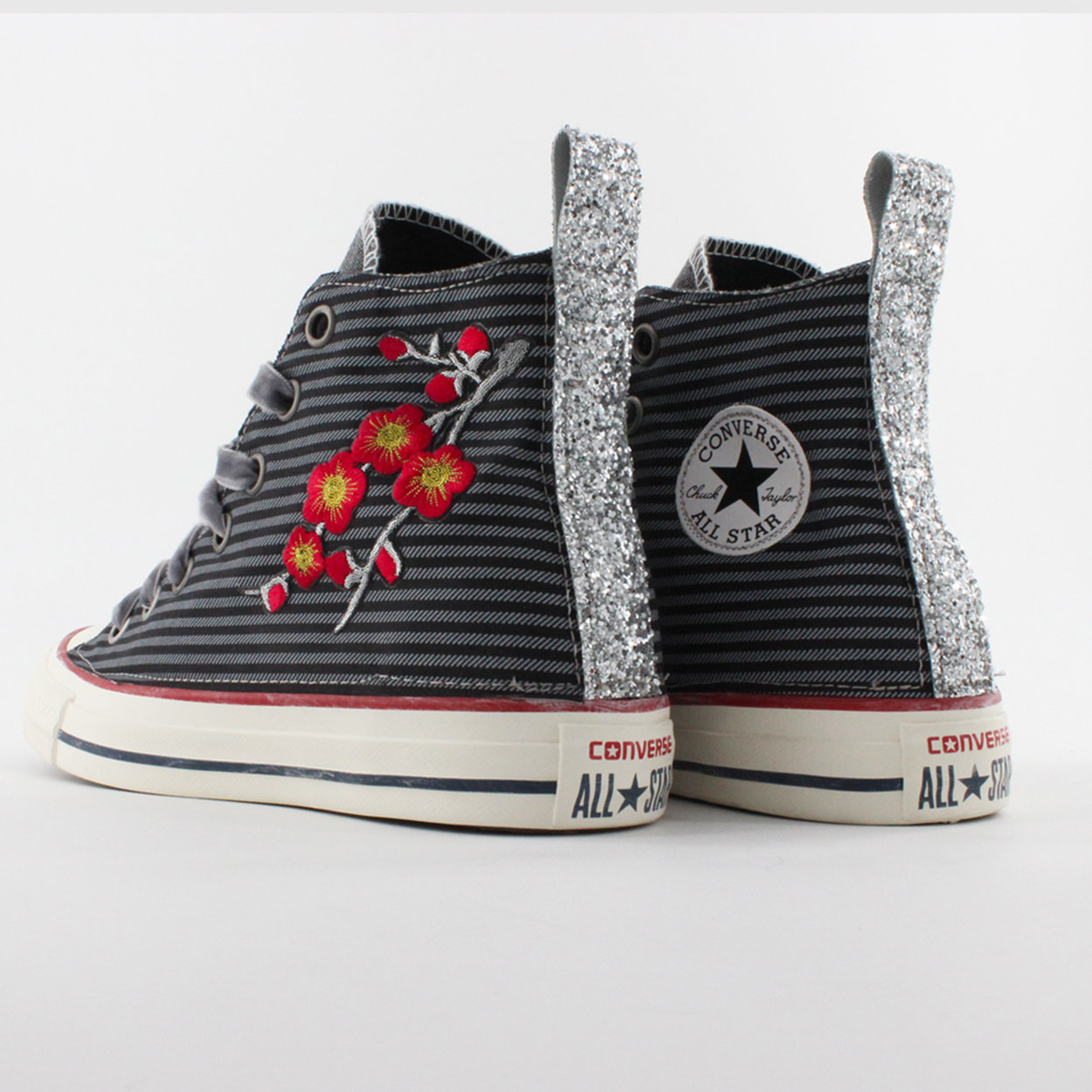 Sneakers CONVERSE ALL STAR Canvas con aplicaciones bordadas grises -  Mimanera - Compra en Ventis.