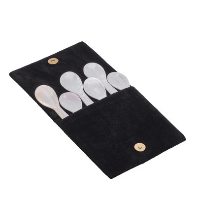 Caviale Pochette con 6 cucchiani in madreperla per degustazione caviale