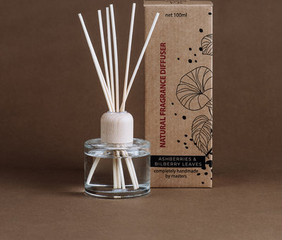 Diffusore ambiente con bastoncini - 8/10 settimane - Foglie di bacche di sorbo e mirtillo 100ml (fragranza lavanda)