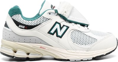 Sneakers Sneakers 2002