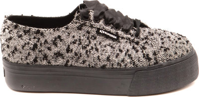 Sneakers Sneakers