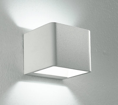 Lampade da parete Applique Led Atlas Bianco in Alluminio 6w 380lm 3500 (luce Calda) .