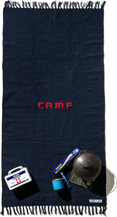 Tappeti Tappeto da campo fatto a mano in filato riciclato / blu navy 180 x 90cm