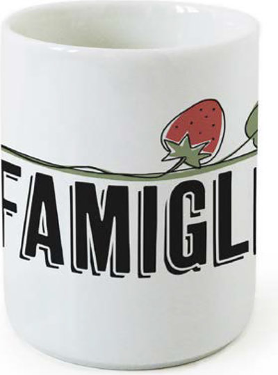 1 porcelain glass with LA FAMIGLIA - strawberry