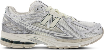 Sneakers Sneakers