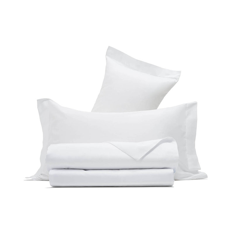 Completo Letto Raso Bianco Con Federe A Due Volani - Vanità di raso -  Purchase on Ventis.