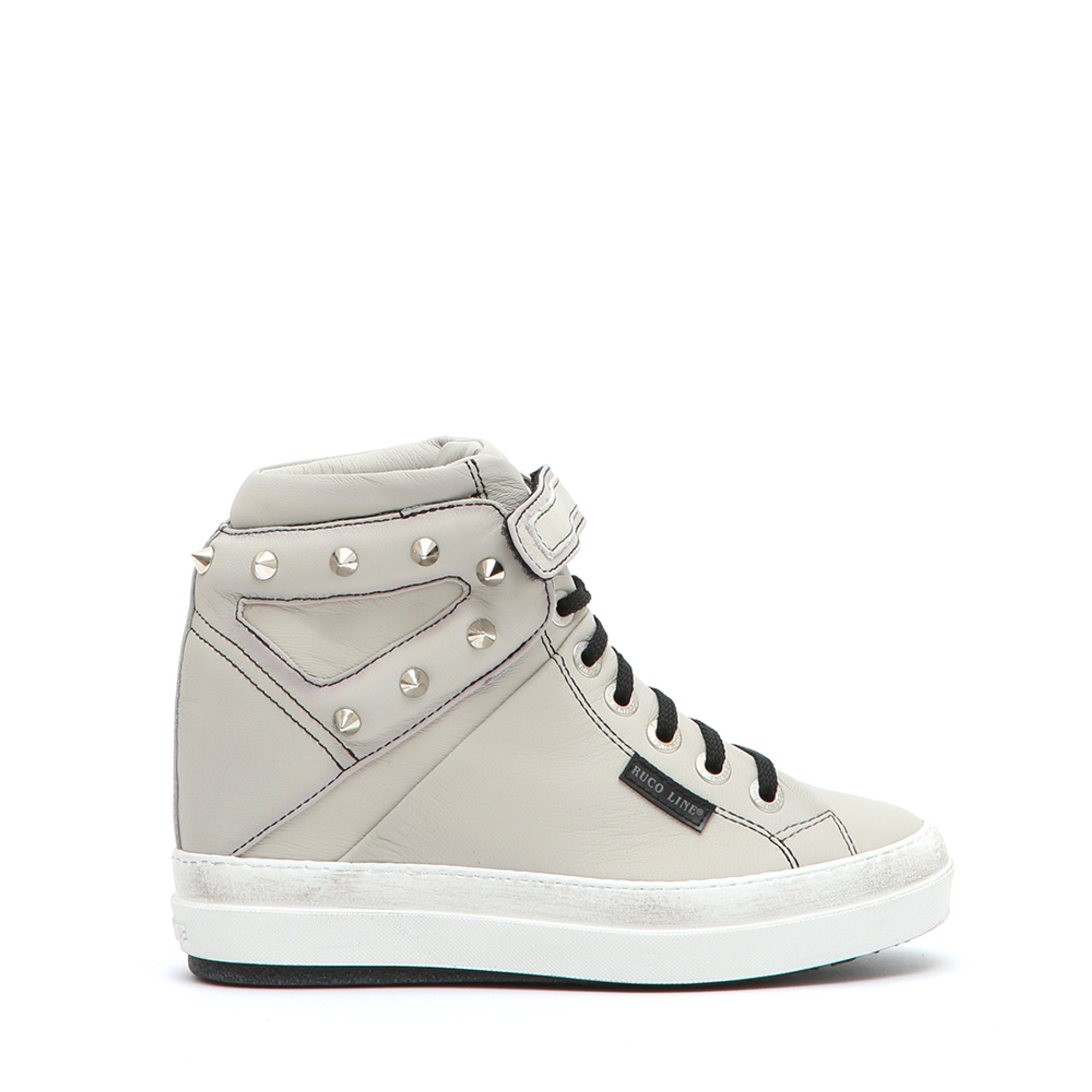 Sneakers alte con borchie sabbia Rucoline vista1