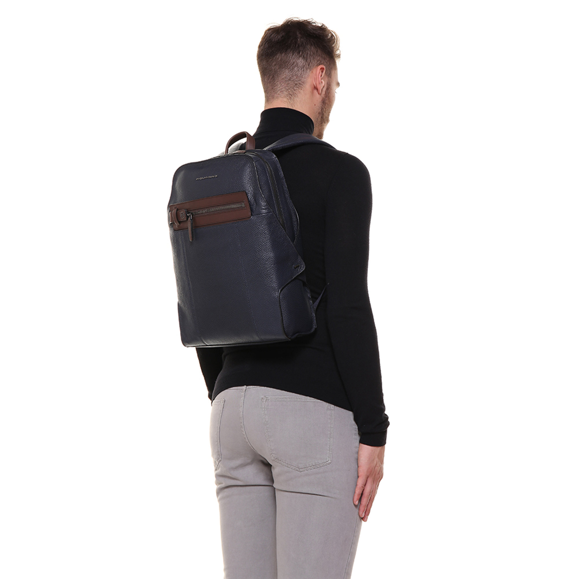 Zaino grande slim in pelle, blu Piquadro vista1