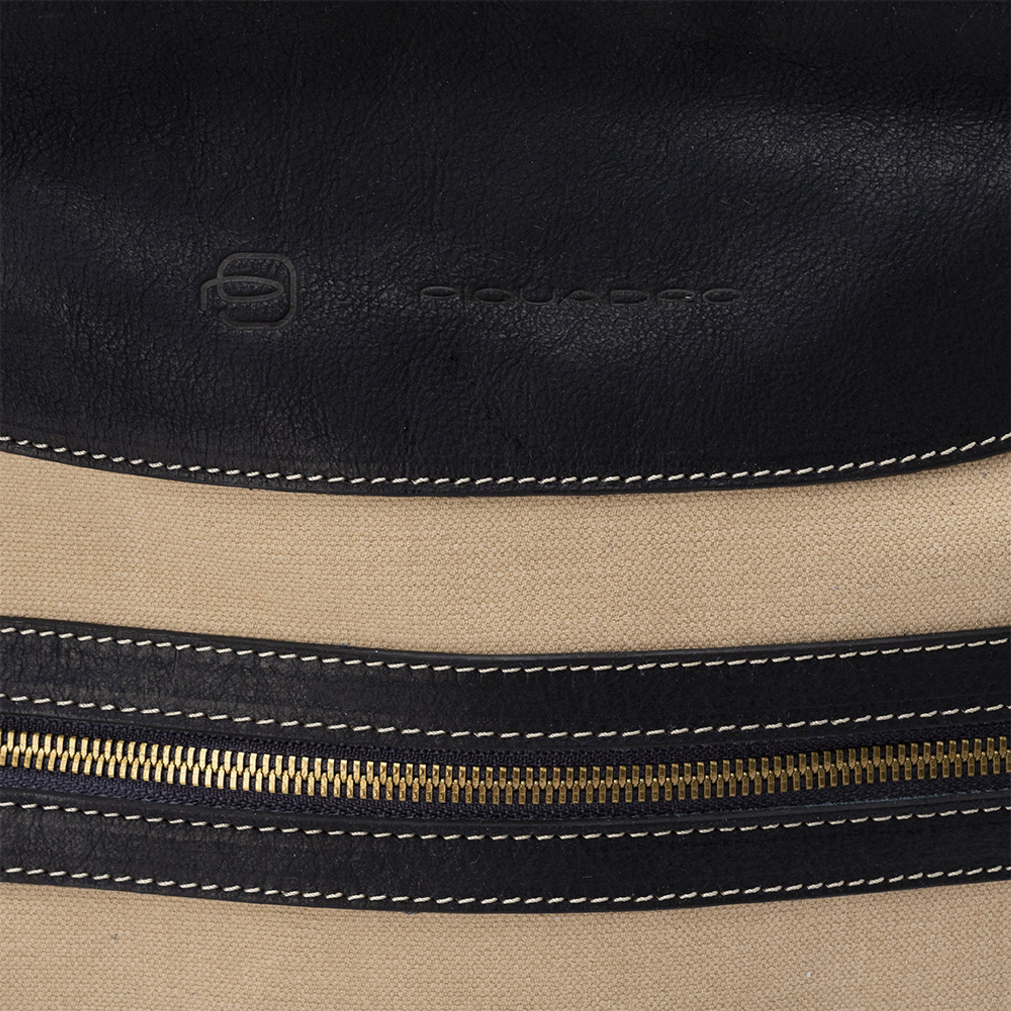 Maxi borsa da donna sabbia e blu Piquadro vista4