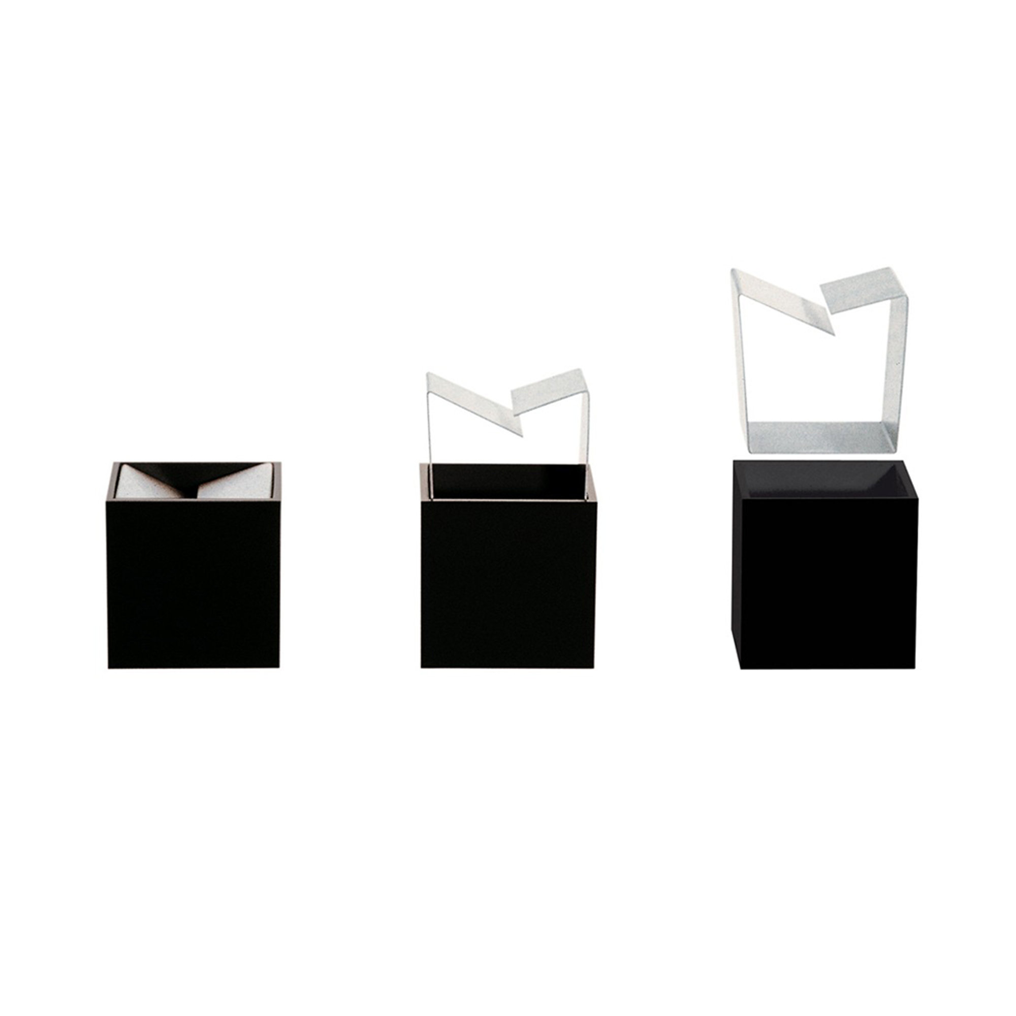 Posacenere CUBO 8x8, nero Danese vista1